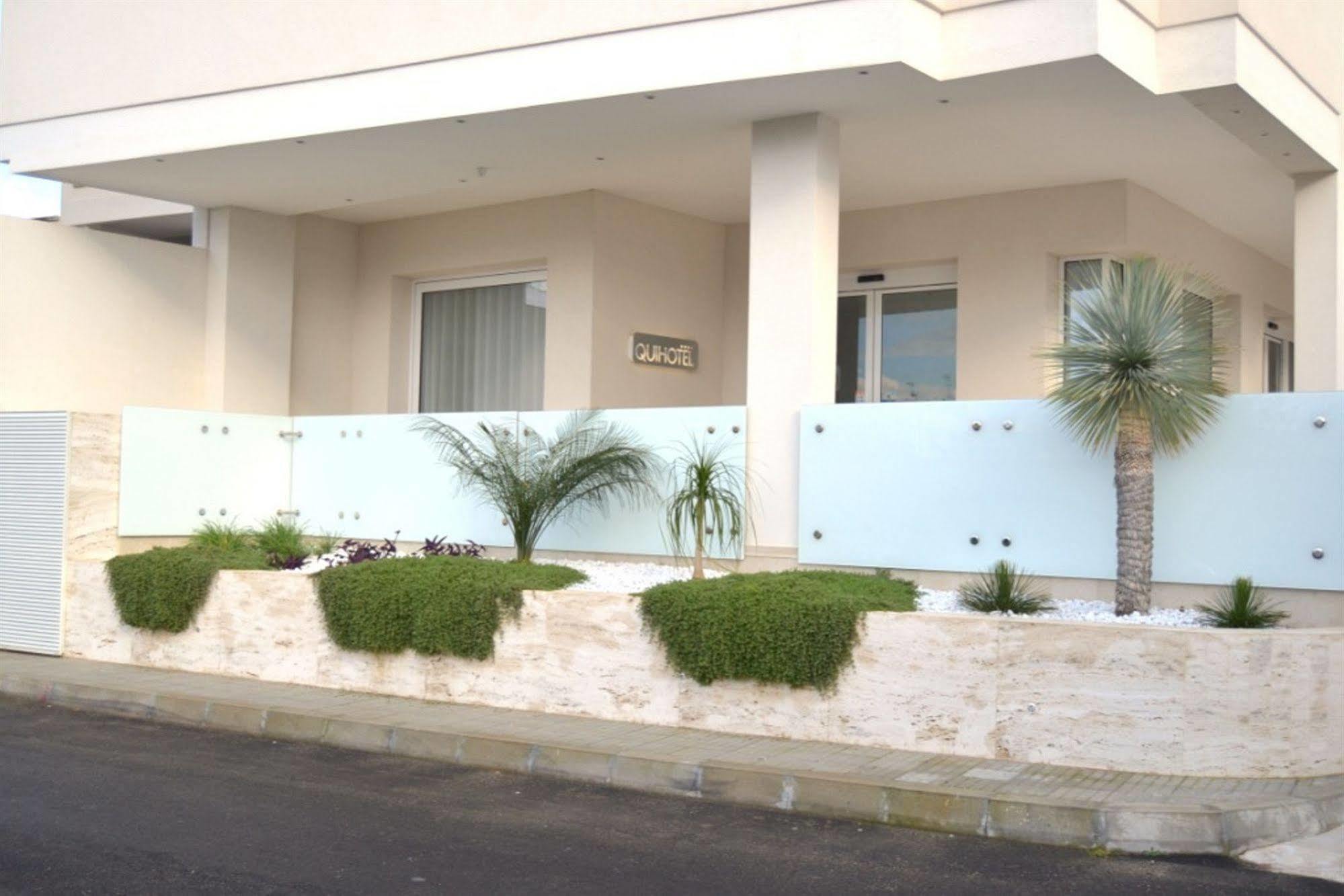 פורטו צ'זראו Quihotel מראה חיצוני תמונה